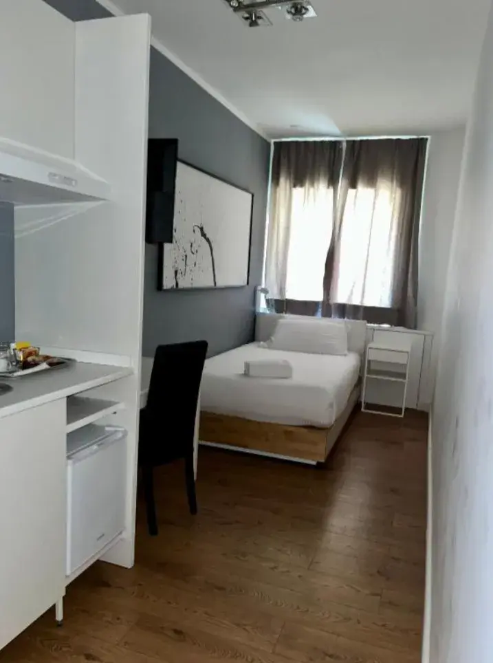 Camera Singola Deluxe con letto singolo e scrivania